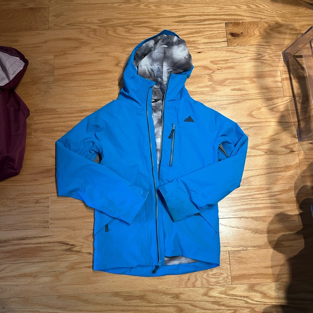 Strafe Ski Jacket with Hood